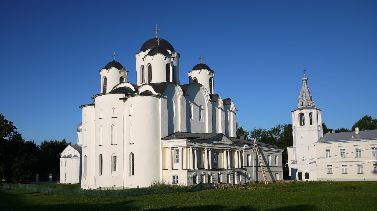Собор Николая на Ярославовом Дворище(1113)